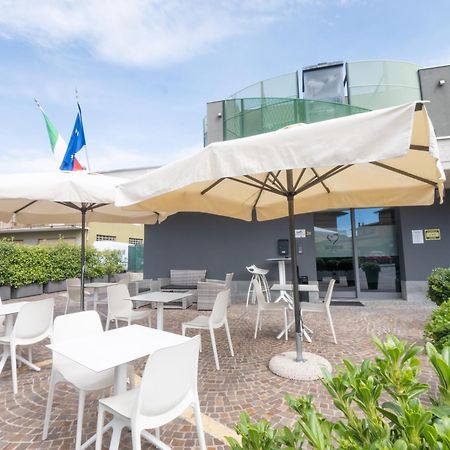 San Valentino Hotel Villa di Serio Exterior photo